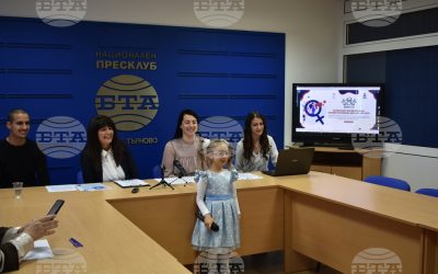 Жени от няколко поколения възраждат диалога помежду си с онлайн кампанията „Вярвам в теб“ в навечерието на 8 март, финансирана от Национален фонд „Култура“