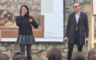 Движение на просветителите покани Музикална школа „Елита“ да открие изложбата младия художник Павел Косев с песен изпълнена от чаровната Моника Иванова !