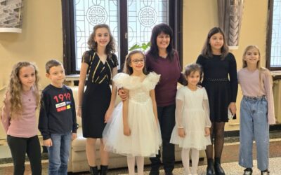 Певците от Музикална школа „Елита“ с куп отличия на Международния конкурс „Златен микрофон“
